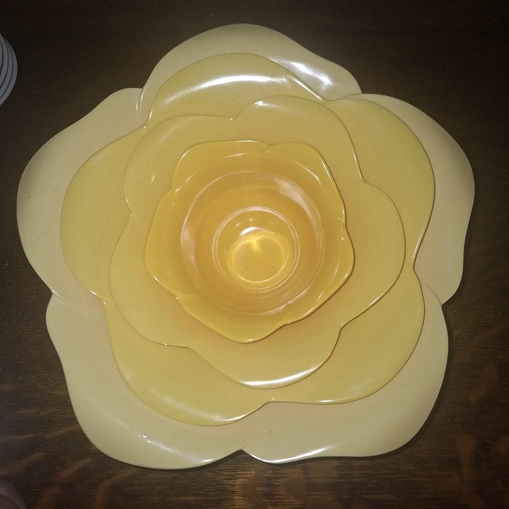Zak! Designs Yellow Ombre Flower Melamine Nesting Bowls Serving Mixing Set Of 4